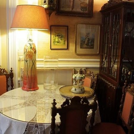 Hotel Les Bluets Bruksela Zewnętrze zdjęcie