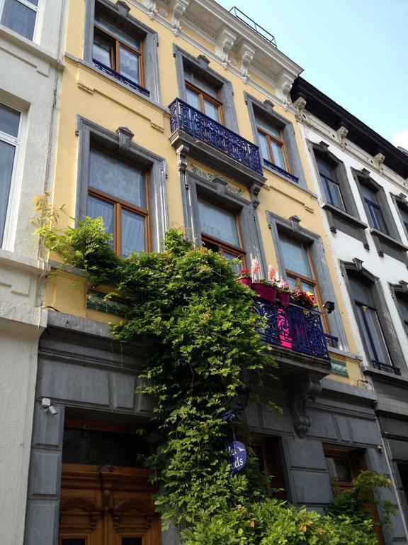 Hotel Les Bluets Bruksela Zewnętrze zdjęcie